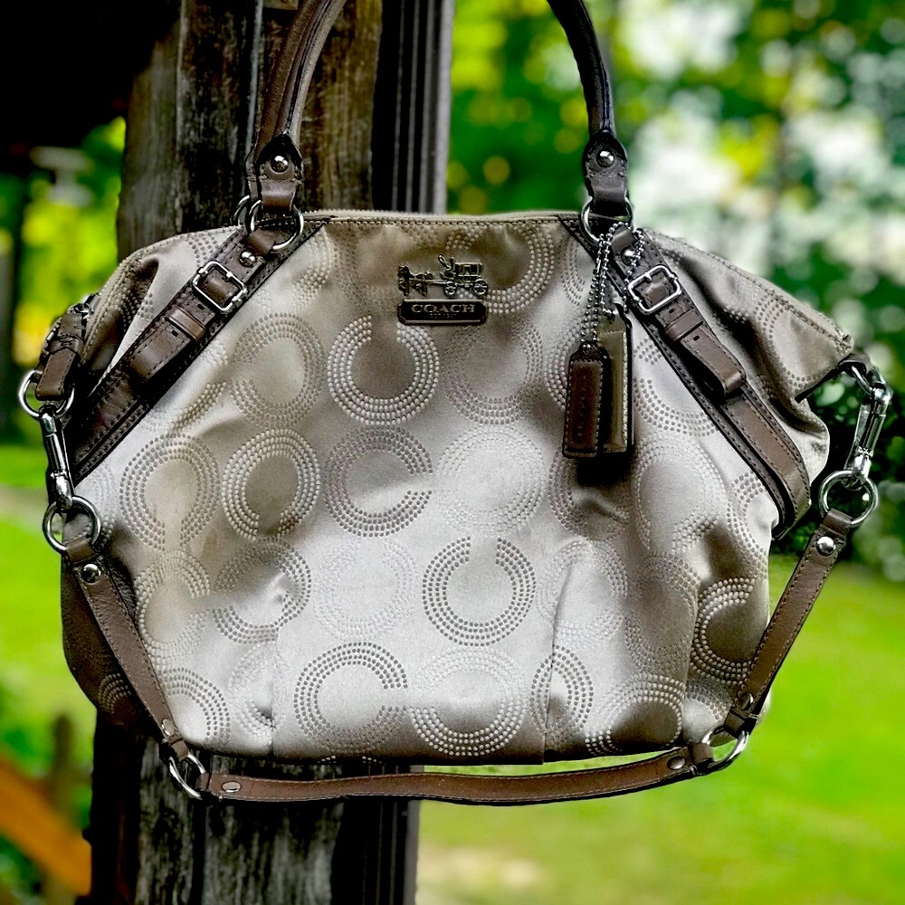 Coach Signature Carryall Purse Handbag